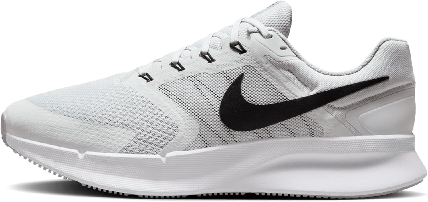 Nike Men's Run Swift 3 Road Running Shoes